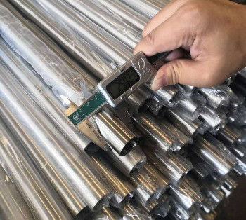 Ống và ống thép không gỉ SS304 được đánh bóng Lịch 10 Trang trí